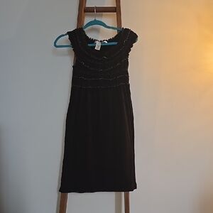 Elegant Black Sleeveless Dress